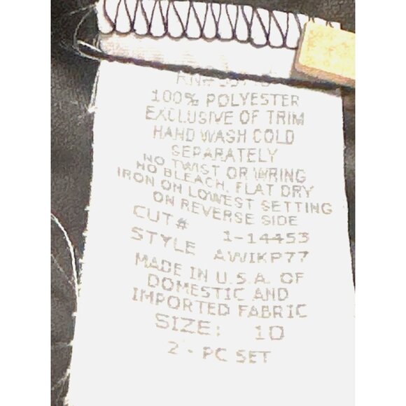 Sangria Size 10 Burgundy Paisley Studded V Neck Lined Blouse Vintage Boho Core - Picture 8 of 10